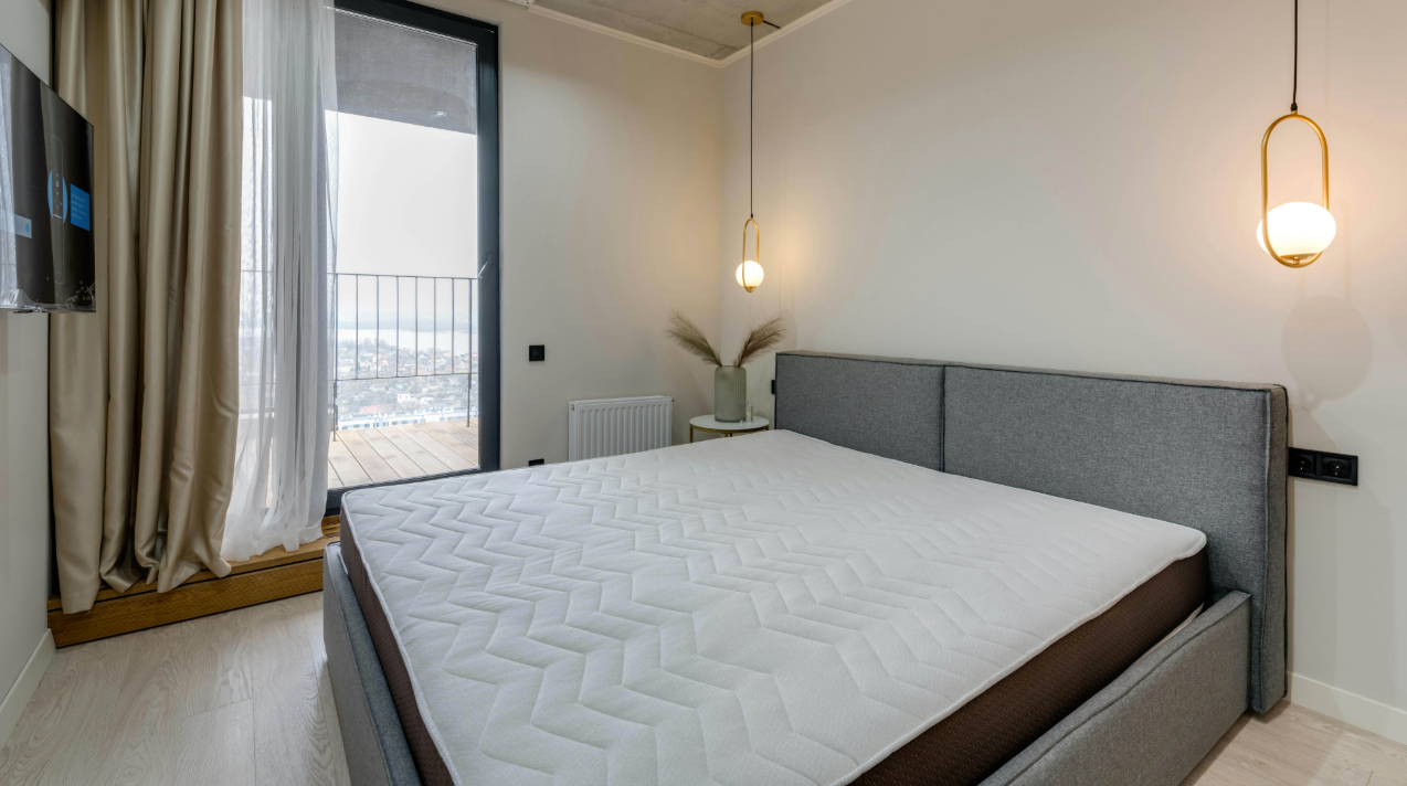 Lire la suite à propos de l’article Grand matelas : plus d&rsquo;espace pour un sommeil confortable à deux