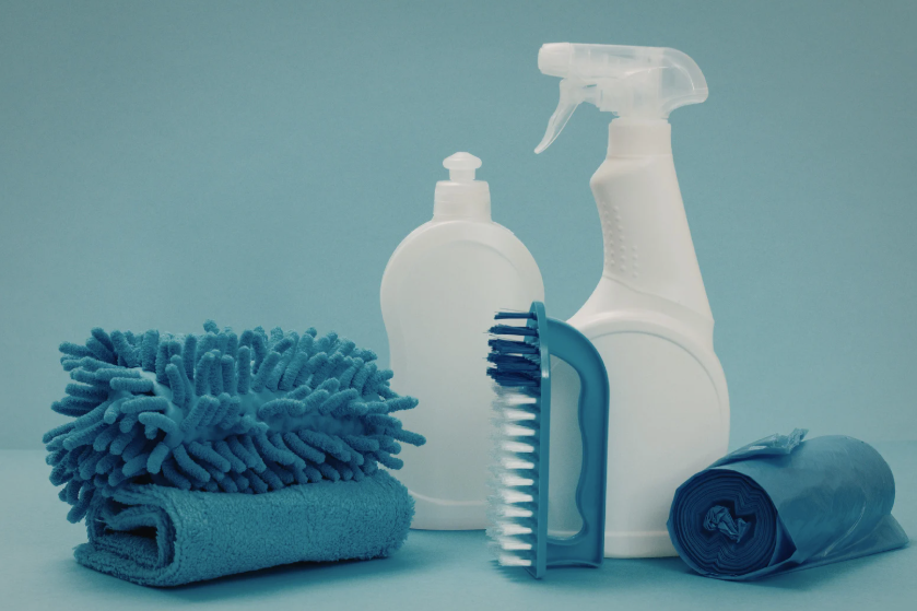 Comment nettoyer la vitre de son poêle à bois sans l'abîmer